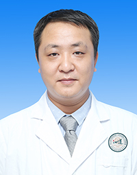 李伟.jpg
