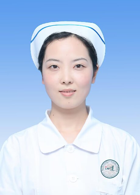 曹文娟.jpg